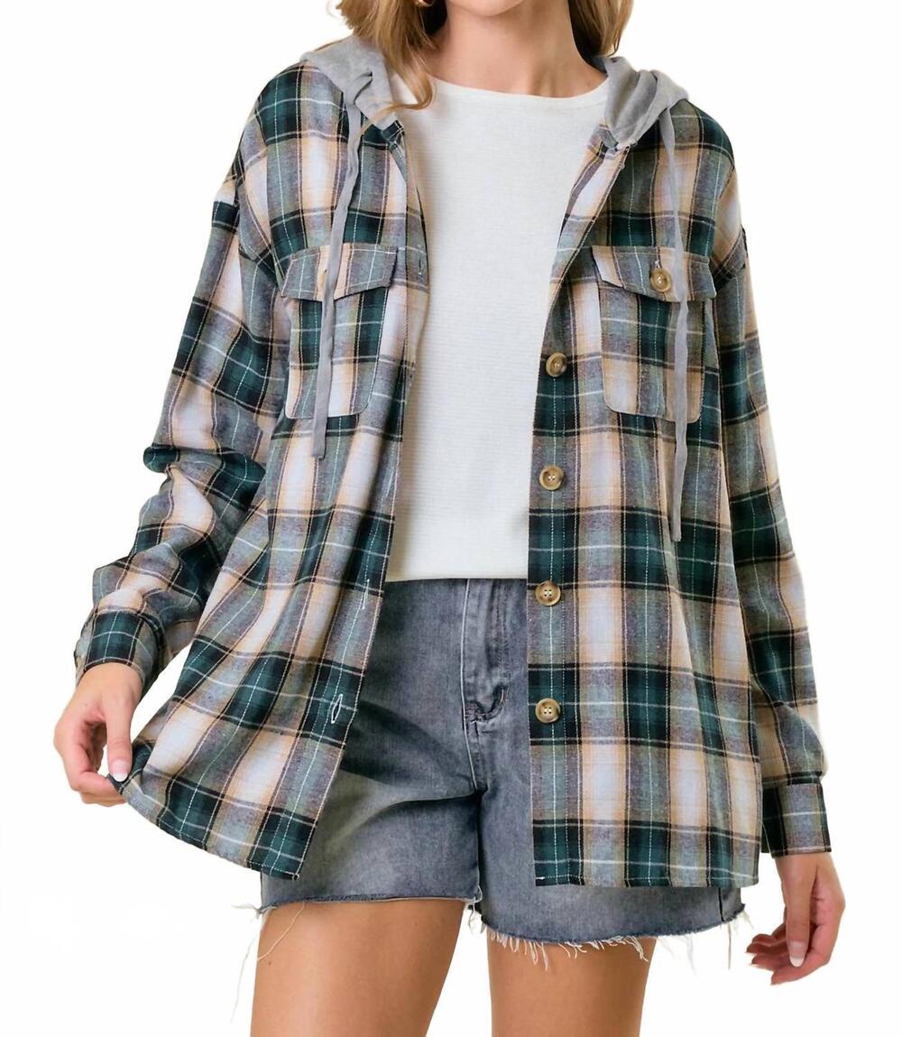 NEW DOE AND RAE women’s hooded shirt jacket in plaid